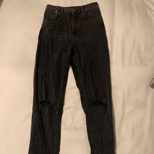 High waisted ripped black jeans